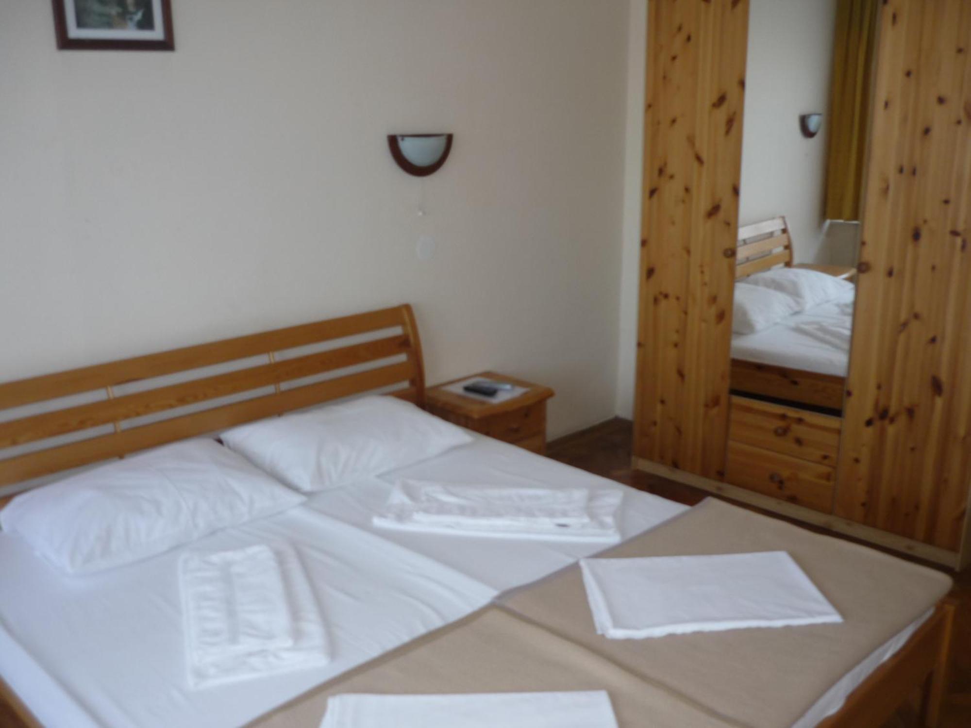 Rooms Bijela Ruza Velika Gorica Exterior foto